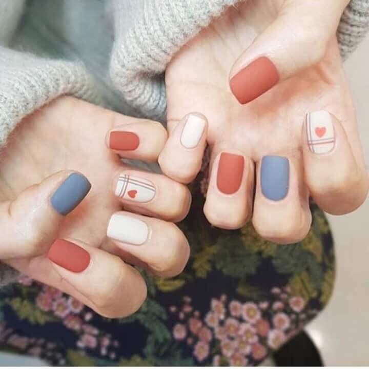 Mẫu nail cho học sinh đơn giản