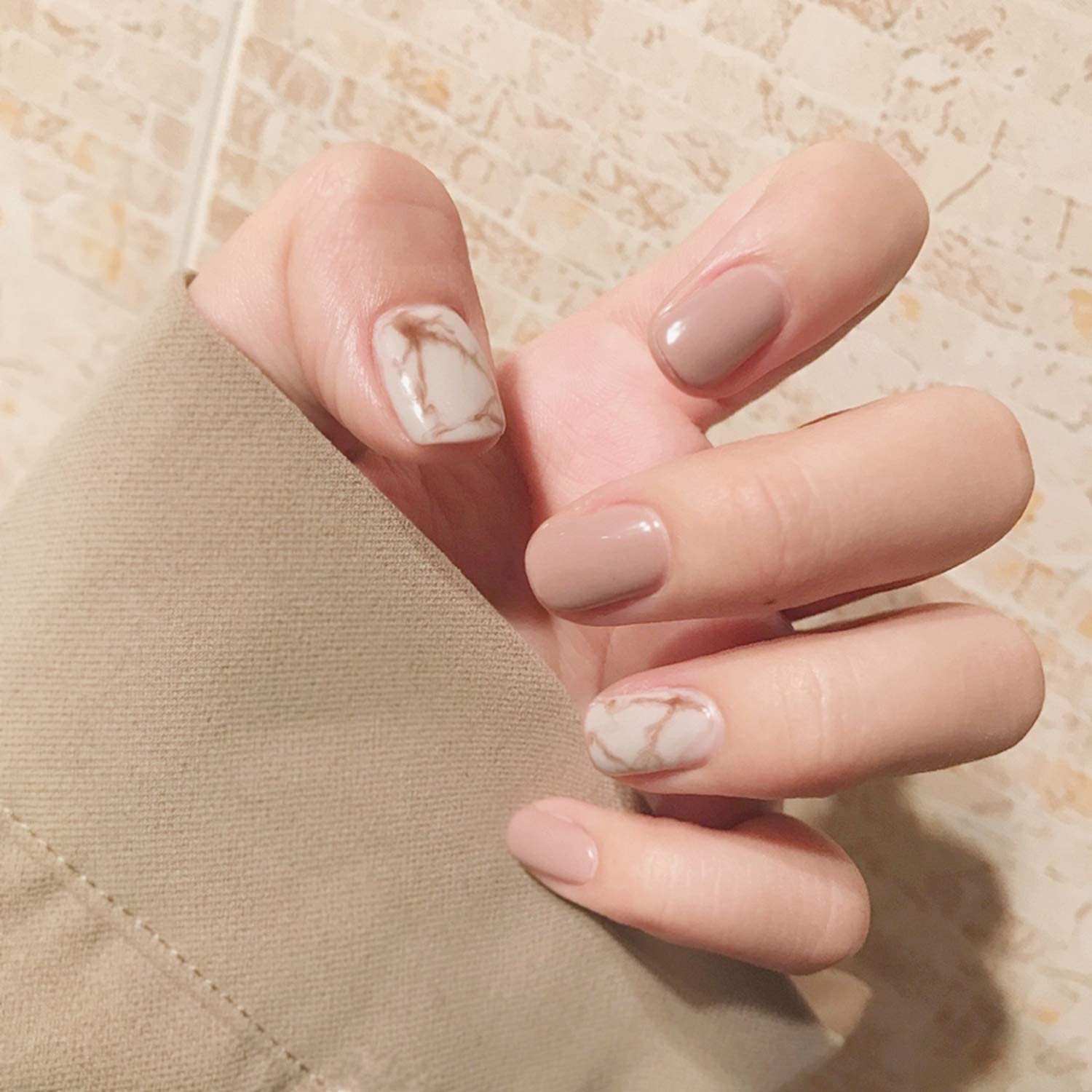 Mẫu nail vẽ họa tiết đơn giản cho học sinh